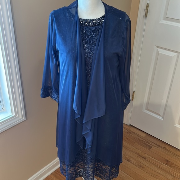 Woman’s dress - Picture 4 of 6